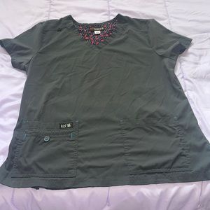 Size large koi basics scrub top